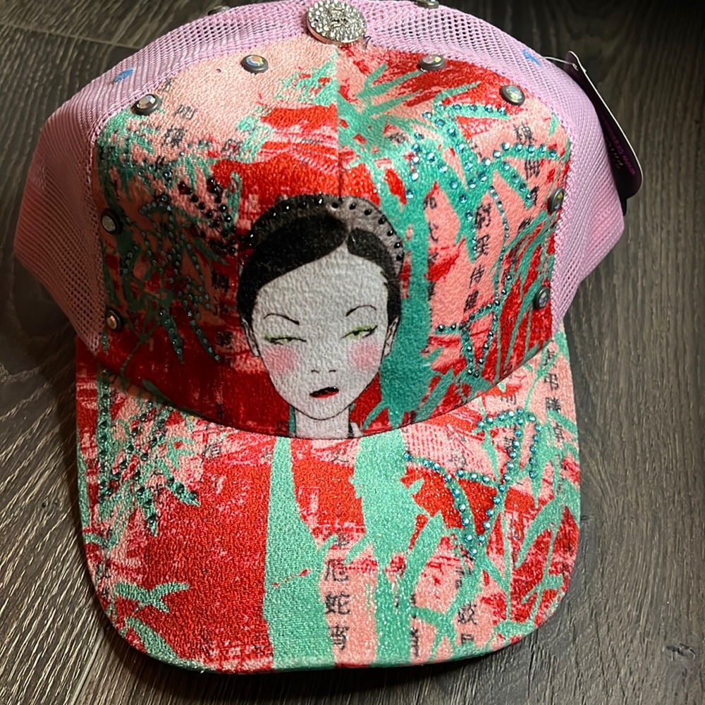 Crystal rock Geisha baseball cap